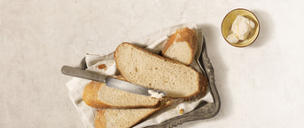 Brotscheiben mit Butter Pane a fette e burro